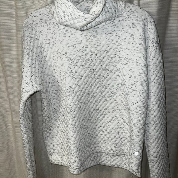 Apana White Fleece Turtleneck - LG - Picture 2 of 3